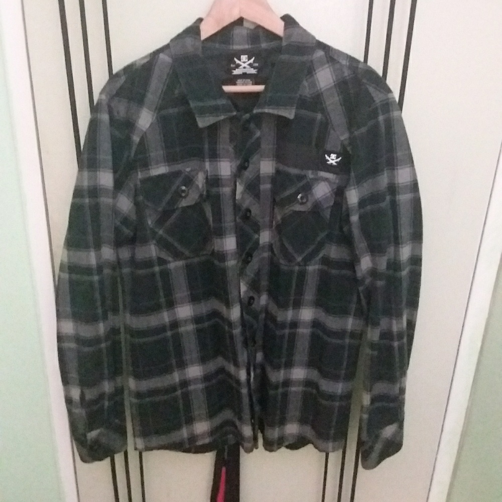 DC 100% Cotton button Down Long Sleeve Shirt